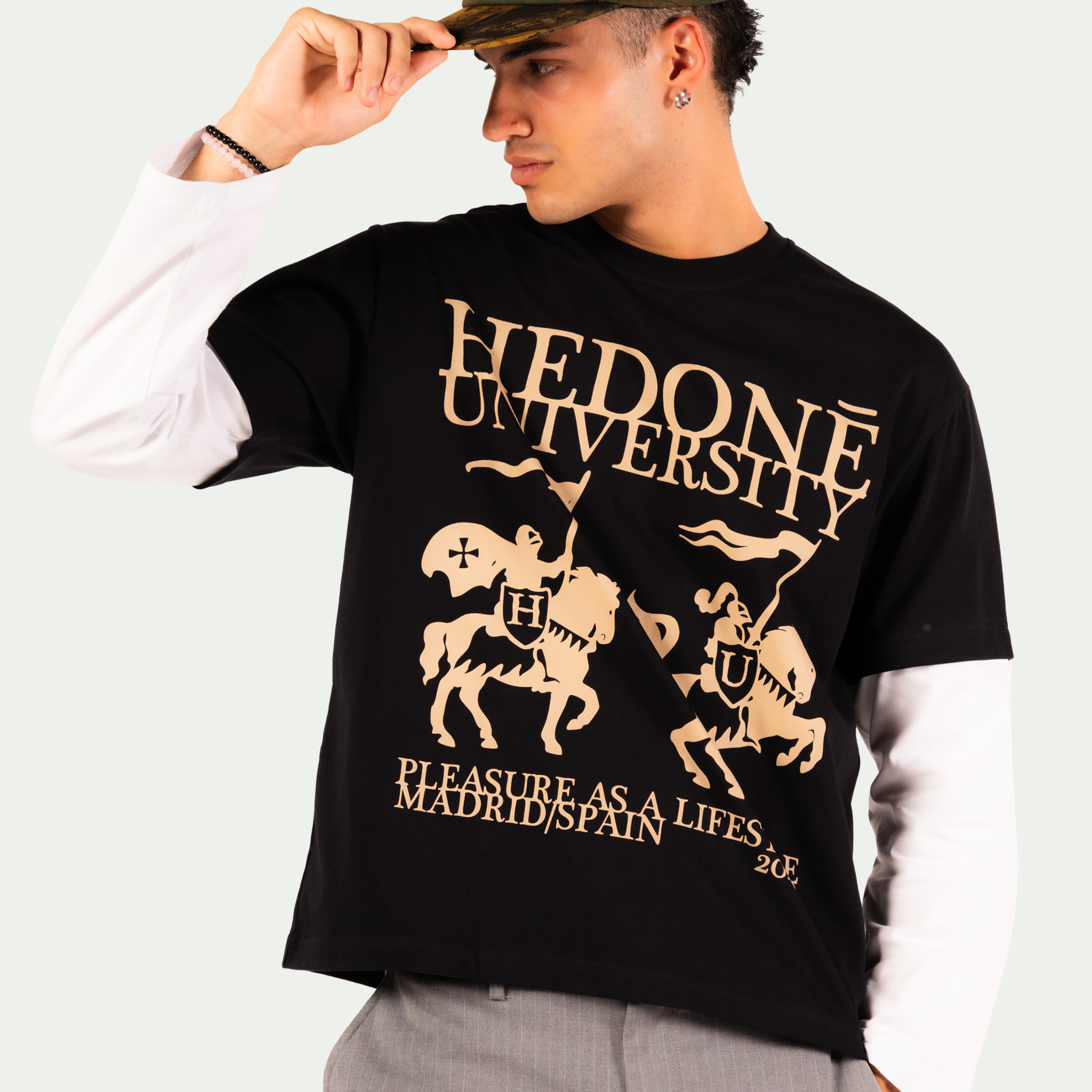 UNIVERSITY LONGSLEEVE